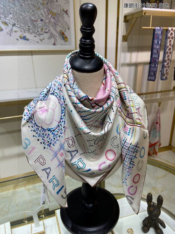 Chanel silk scarf 90X90cm E09 (12)